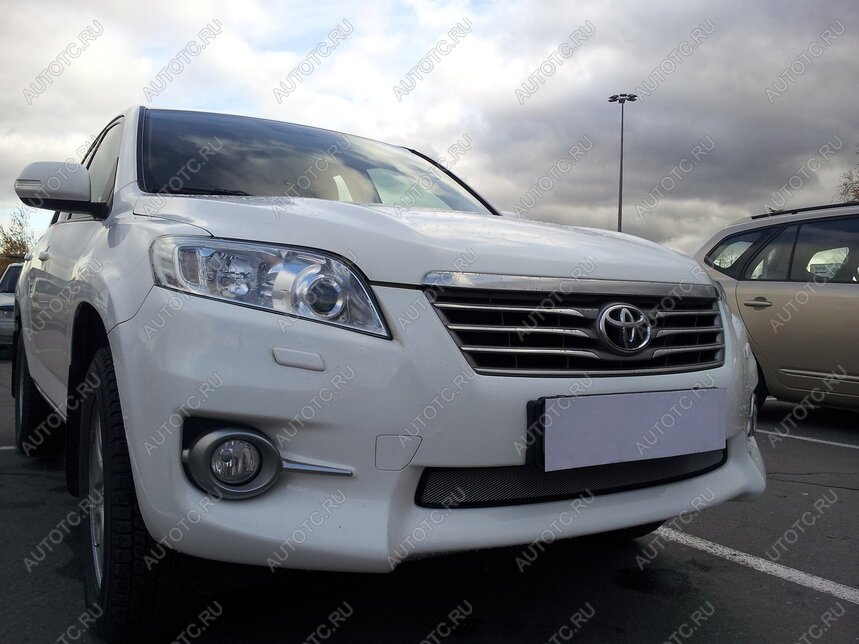 3 079 р. Защита радиатора Стрелка11 Стандарт  Toyota RAV4  XA30 (2010-2013) 5 дв. 2-ой рестайлинг, 5 дв. удлиненный 2-ой рестайлинг (хром)  с доставкой в г. Пермь
