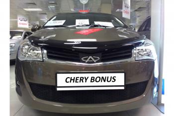 Зимняя заглушка решетки радиатора Стрелка11 Chery Bonus (A13) лифтбэк (2011-2016) (черная)