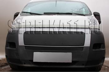Зимняя заглушка решетки радиатора (низ) Стрелка11 Fiat Ducato 250 (2006-2014) (черная)