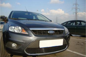 759 р. Зимняя заглушка решетки радиатора Стрелка11 Ford Focus 2 хэтчбэк 3 дв. рестайлинг (2007-2011) (черная)  с доставкой в г. Пермь. Увеличить фотографию 2
