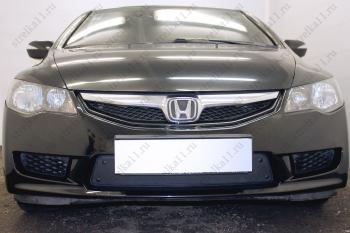 Зимняя заглушка решетки радиатора Стрелка11 Honda Civic FN купе рестайлинг (2008-2012) (черная)