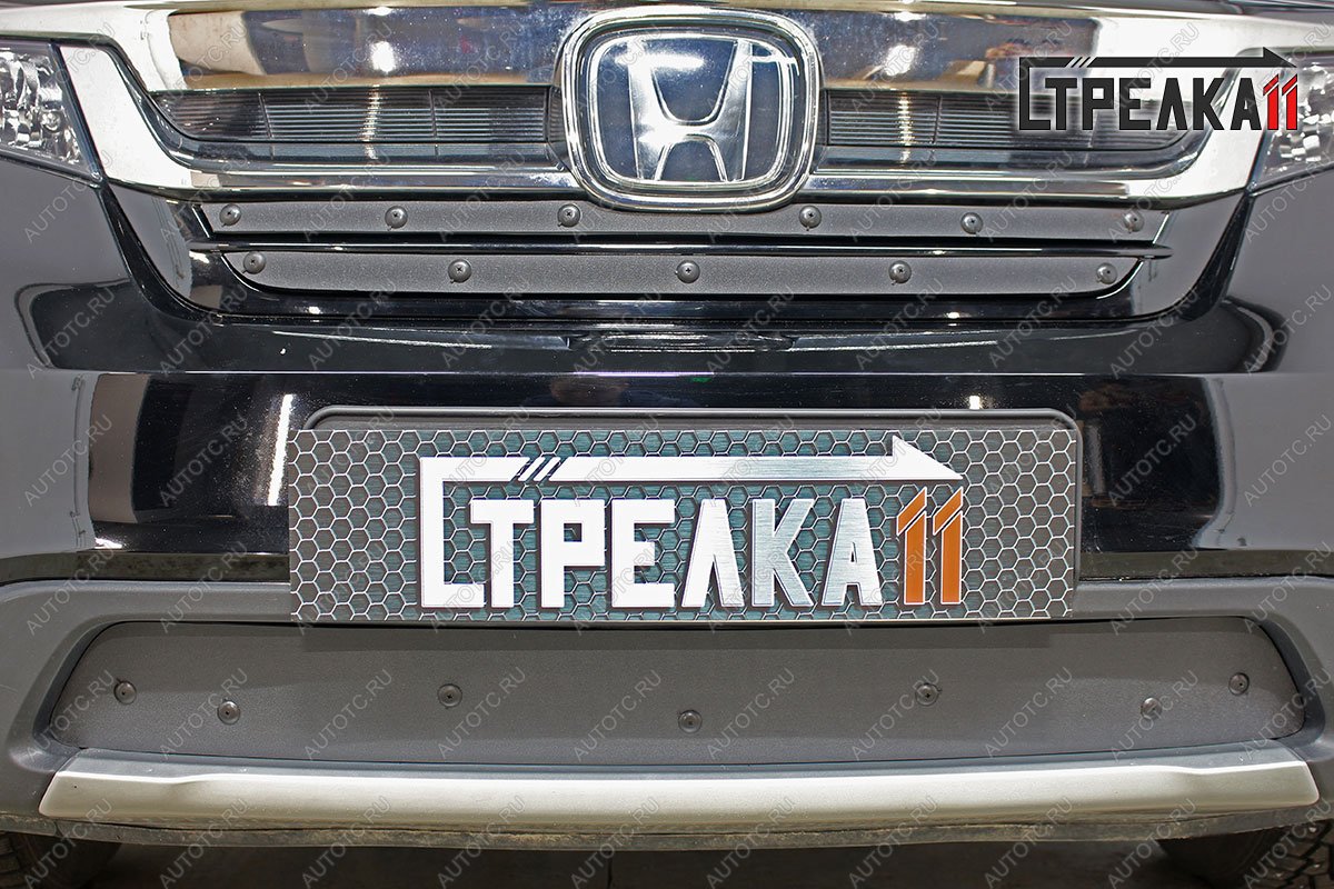 1 099 р. Зимняя заглушка решетки радиатора (верх 2 части) Стрелка11 Honda Pilot YF6 рестайлинг (2018-2021) (черная)  с доставкой в г. Пермь