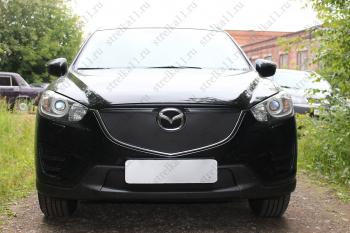 Зимняя заглушка решетки радиатора (с парктроником, верх) Стрелка11 Mazda CX-5  KE (2015-2017) рестайлинг (черная)