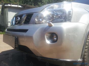 Зимняя заглушка решетки радиатора (середина) Стрелка11 Nissan X-trail  2 T31 (2007-2011) дорестайлинг (черная)