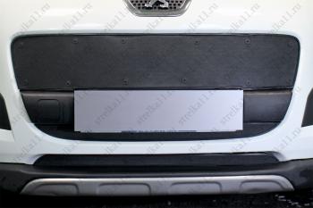 Зимняя заглушка решетки радиатора (низ) Стрелка11 Peugeot 3008 (2009-2013) дорестайлинг (черная)
