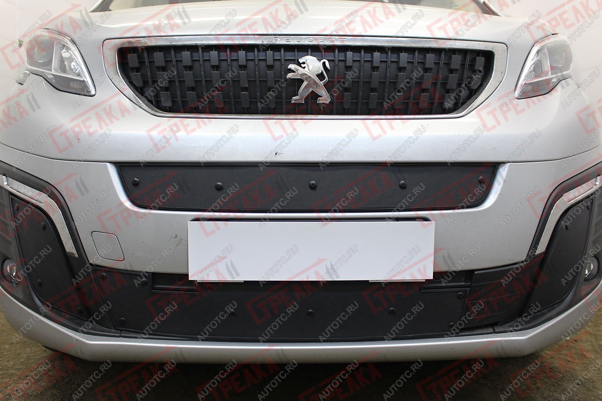 759 р. Зимняя заглушка решетки радиатора (середина) Стрелка11 Peugeot Traveller K0 L2 дорестайлинг (2016-2024) (черная)  с доставкой в г. Пермь