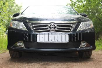 Зимняя заглушка решетки радиатора Стрелка11 Toyota Camry  XV50 (2011-2014) дорестайлинг (черная)