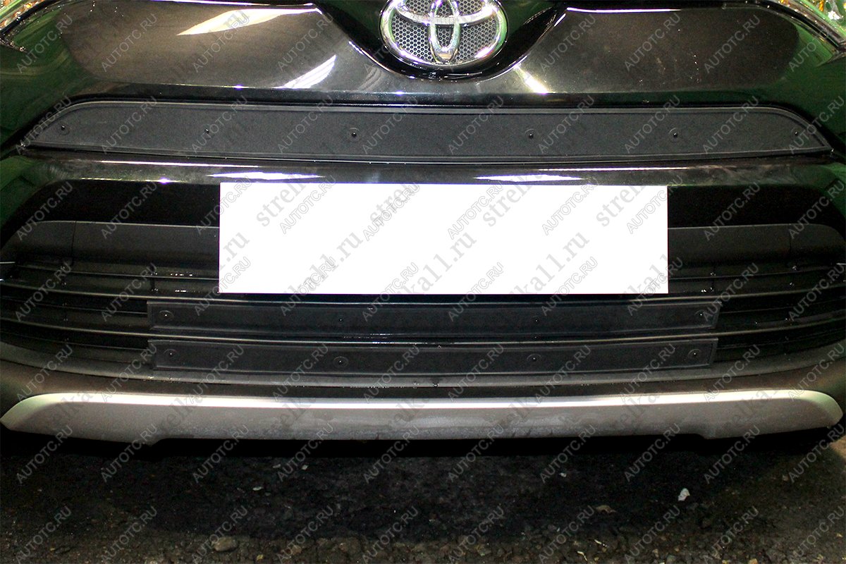 759 р. Зимняя заглушка решетки радиатора (низ 2 части) Стрелка11 Toyota RAV4 XA40 5 дв. рестайлинг (2015-2019) (черная)  с доставкой в г. Пермь