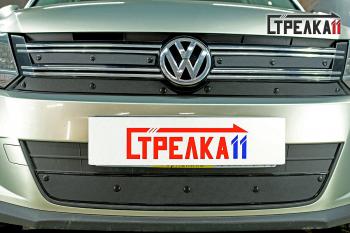 Зимняя заглушка решетки радиатора (низ) Стрелка11 Volkswagen Tiguan  NF (2011-2017) рестайлинг (черная)