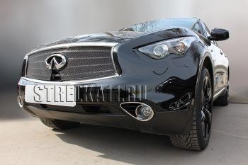 5 999 р. Защита радиатора (верх с вырезом под камеру) Стрелка11 Премиум INFINITI FX37 S51 рестайлинг (2011-2013) (черная)  с доставкой в г. Пермь. Увеличить фотографию 2