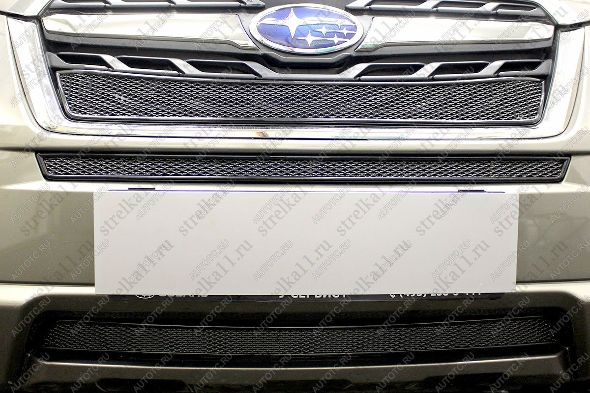 3 899 р. Защита радиатора(верх) Стрелка11 PREMIUM Subaru Forester SJ рестайлинг (2016-2019) (черная)  с доставкой в г. Пермь