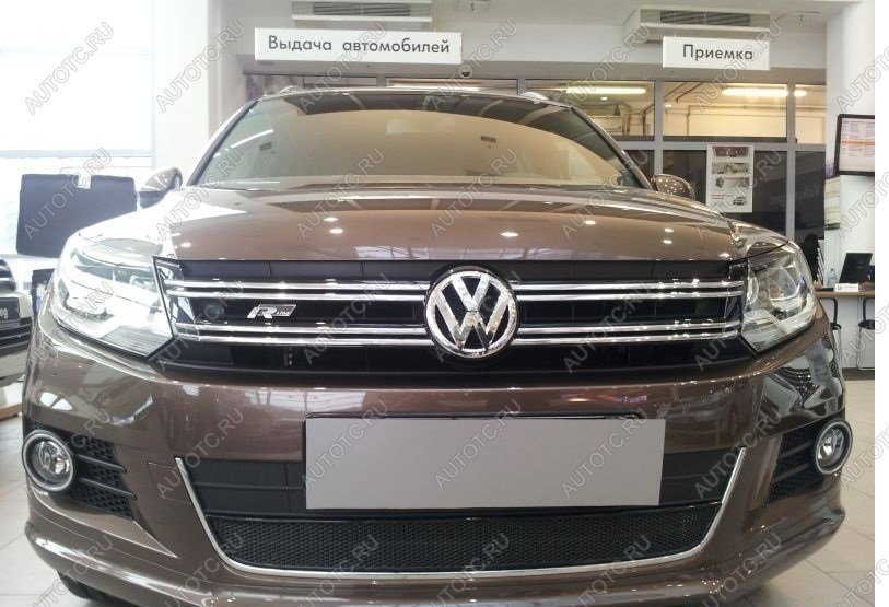 9 649 р. Защита радиатора (низ с парктроником) Стрелка11 Премиум  Volkswagen Tiguan  Mk2 (2016-2020) дорестайлинг (хром)  с доставкой в г. Пермь