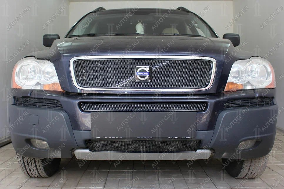 4 499 р. Защита радиатора (верх) Стрелка11 PREMIUM  Volvo XC90  C (2002-2006) дорестайлинг (черная)  с доставкой в г. Пермь