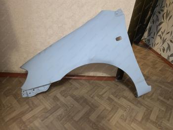 Крыло переднее левое (с отв. повторителя) AVG Toyota Corolla ( E120,  E130) (2000-2007) седан дорестайлинг, седан USA, седан рестайлинг (неокрашенное)