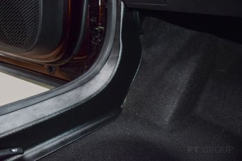 3 729 р. Накладки на ковролин пола Petroil Tuning  Renault Arkana (2019-2025)  с доставкой в г. Пермь. Увеличить фотографию 5