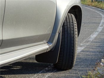 1 809 р. Брызговики Duster-Guard ПЕРЕДНИЕ широкие (2 шт.) RENAULT Duster 2012-2020  Renault Duster HS рестайлинг (2015-2021) (Передние)  с доставкой в г. Пермь. Увеличить фотографию 2