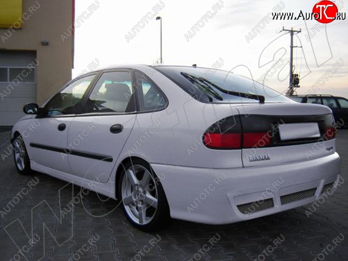 27 899 р. Задний бампер Rieger Renault Laguna X56 лифтбэк дорестайлинг (1993-1998)  с доставкой в г. Пермь
