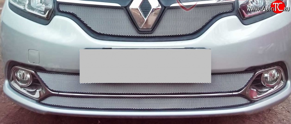 1 859 р. Нижняя сетка на бампер (Privilege, Luxe) Russtal (хром) Renault Logan 2 дорестайлинг (2014-2018)  с доставкой в г. Пермь