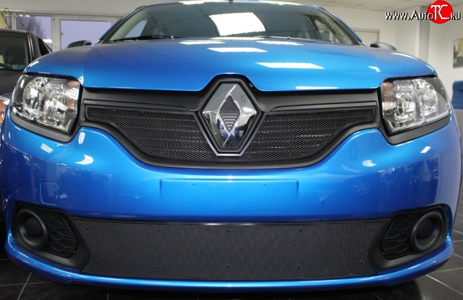 1 469 р. Сетка в решетку радиатора Russtal Renault Sandero (B8) дорестайлинг (2014-2018) (черная)  с доставкой в г. Пермь