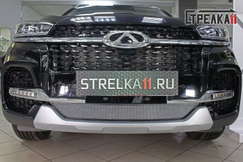 Защитная сетка радиатора в бампер (ячейка 3х7 мм) Стрелка 11 Стандарт Chery Tiggo 8  1 T18 (2019-2023) рестайлинг (хром)