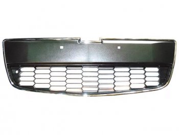 Решётка в передний бампер (с хром молдингом) BodyParts Chevrolet Aveo  T300 (2011-2015) седан, хэтчбек