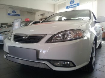           Защита радиатора Daewoo Gentra chrome Daewoo Gentra  KLAS (2012-2016) седан (хром)
