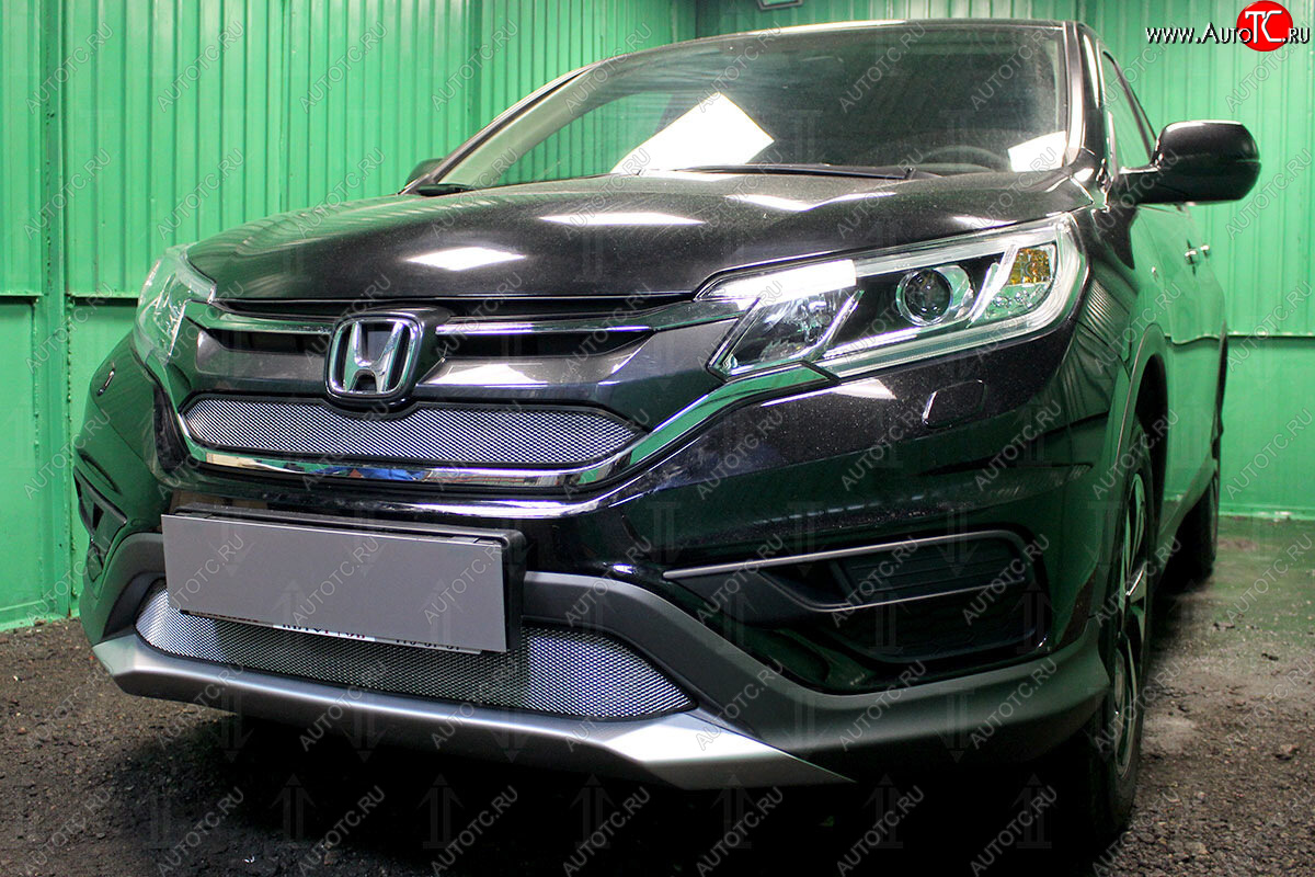3 079 р.           Защита радиатора Honda CR-V IV 2015-2017 2.0 chrome низ Honda CR-V RM1,RM3,RM4 рестайлинг (2014-2018) (хром)  с доставкой в г. Пермь