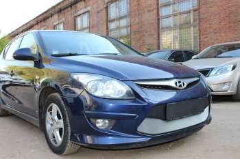 Защитная сетка радиатора в бампер (ячейка 3х7 мм) Стрелка11 Стандарт Hyundai I30  FD (2010-2012) универсал рестайлинг, хэтчбэк 5 дв. рестайлинг (хром)