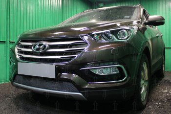Защитная сетка радиатора в бампер (ячейка 4х10 мм) Стрелка11 Премиум Hyundai Santa Fe  DM (2015-2019) рестайлинг (черная)