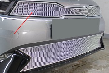 Защитная сетка в решетку радиатора (ячейка 4х10 мм) Стрелка11 Премиум KIA Cerato  4 BD (2021-2025) рестайлинг седан (цвет: хром)