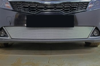 Защитная сетка радиатора в бампер (ячейка 3х7 мм) Стрелка11 Стандарт KIA Rio ( 4 FB,  4 YB) (2020-2025) рестайлинг седан, рестайлинг, хэтчбэк (хром)
