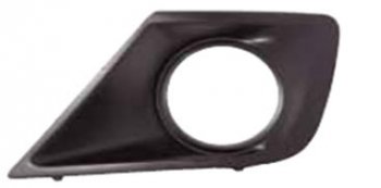 Левая вставка под ПТФ BodyParts Peugeot 207 ( WK,  WA,  WC) (2009-2012) универсал рестайлинг, хэтчбэк 3 дв. рестайлинг, хэтчбэк 5 дв. рестайлинг