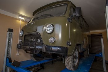 26 019 р. Площадка для скрытой установки лебёдки с защитой рулевых тяг РИФ  Уаз Буханка  452 (1965-2025) 2206 микроавтобус, 3303 бортовой грузовик, 3741 цельнометаллический фургон, 39094 (Фермер) бортовой грузовик  с доставкой в г. Пермь. Увеличить фотографию 10
