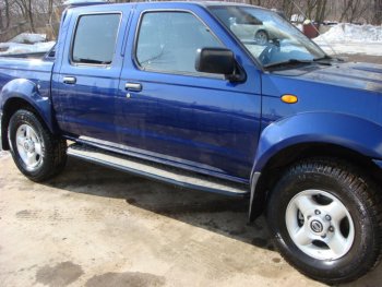 46 989 р. Защита порогов с подножкой РИФ Nissan NP300 (2008-2013)  с доставкой в г. Пермь. Увеличить фотографию 2