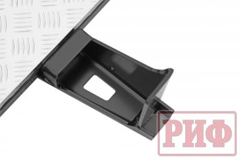 46 989 р. Защита порогов с подножкой РИФ Toyota Fortuner AN160 дорестайлинг (2015-2020)  с доставкой в г. Пермь. Увеличить фотографию 9
