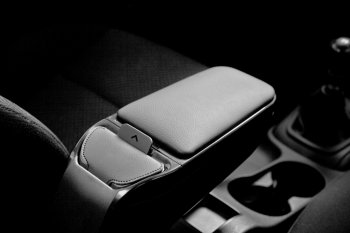 Подлокотник на Armster 2 CITROEN C-elysee ( дорестайлинг) (2012-2020) рестайлинг (черный)