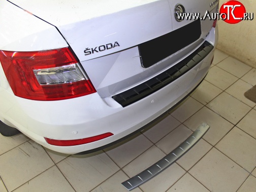 1 259 р. Накладка защитная на задний бампер Drive Skoda Octavia A7 дорестайлинг универсал (2012-2017) (Глянец под окраску, Неокрашенная)  с доставкой в г. Пермь