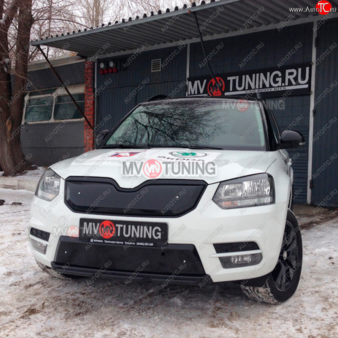 2 999 р. Заглушка решетки радиатора MV-Tuning (комплектация City и MONTE CARLO)  Skoda Yeti (2013-2018) (Поверхность текстурная)  с доставкой в г. Пермь