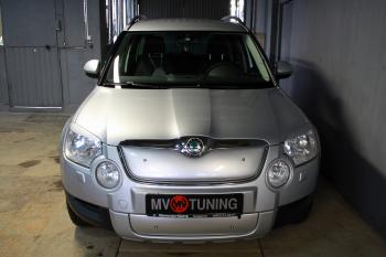 2 699 р. Зимняя заглушка решётки радиатора MV-Tuning (верхняя) Skoda Yeti (2009-2013) (Глянец под покраску, Неокрашенная)  с доставкой в г. Пермь. Увеличить фотографию 2