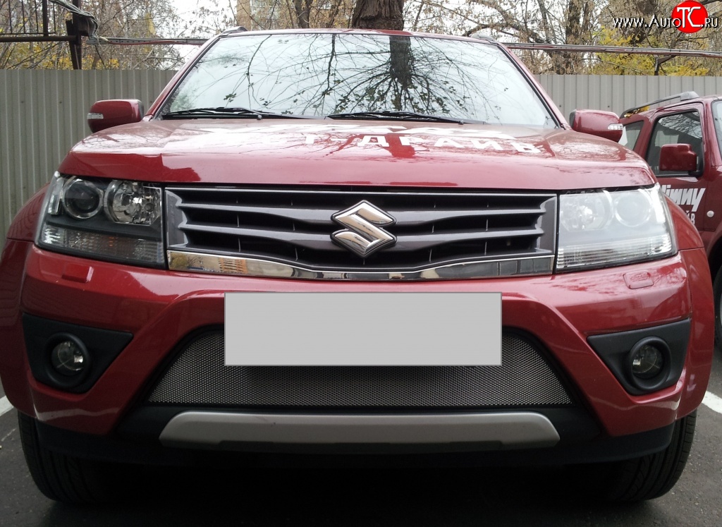 1 539 р. Сетка на бампер Russtal (хром) Suzuki Grand Vitara JT 5 дверей 2-ой рестайлинг (2012-2016)  с доставкой в г. Пермь