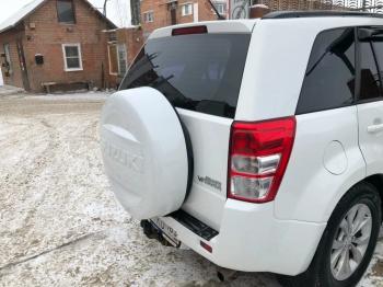 6 949 р. Пластиковый колпак запасного колеса SUZUKI (верхняя часть, 225/70/16)  Suzuki Grand Vitara ( FTB03 3 двери,  3TD62, TL52 5 дверей,  JT 5 дверей,  JT 3 двери,  JT) - Grand Vitara XL7 (неокрашенный)  с доставкой в г. Пермь. Увеличить фотографию 13
