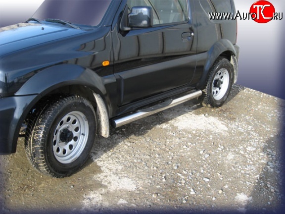 16 249 р. Защита порогов из трубы d76 мм с пластиковыми вставками для ног Slitkoff  Suzuki Jimny  JB23/JB43 (1998-2001) дорестайлинг (Цвет: нержавеющая полированная сталь)  с доставкой в г. Пермь