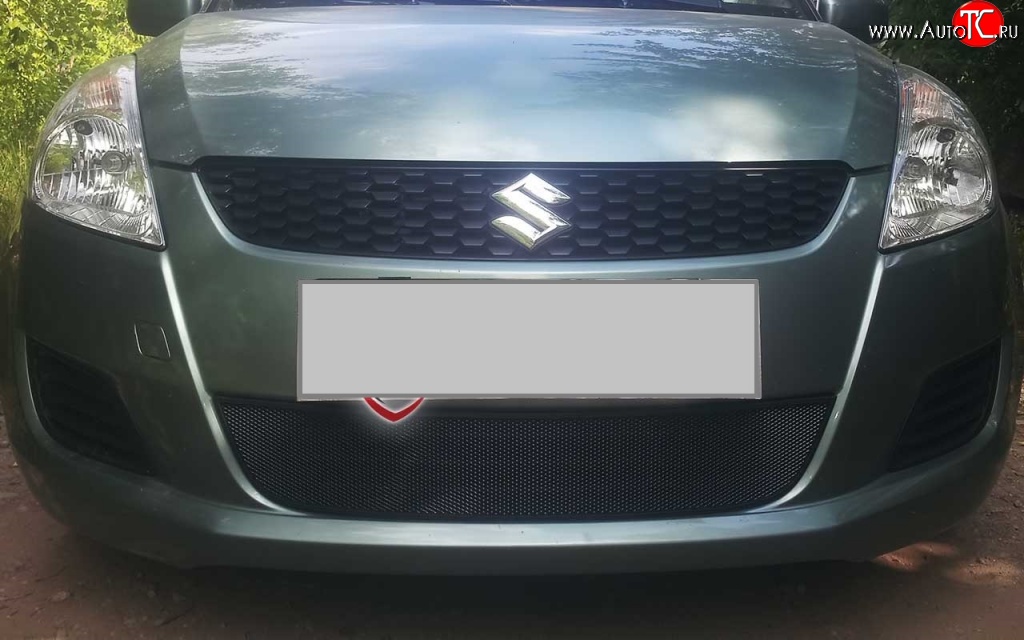 1 469 р. Сетка на бампер Russtal (черная) Suzuki Swift ZC72S дорестайлинг, хэтчбэк 5 дв. (2010-2013)  с доставкой в г. Пермь