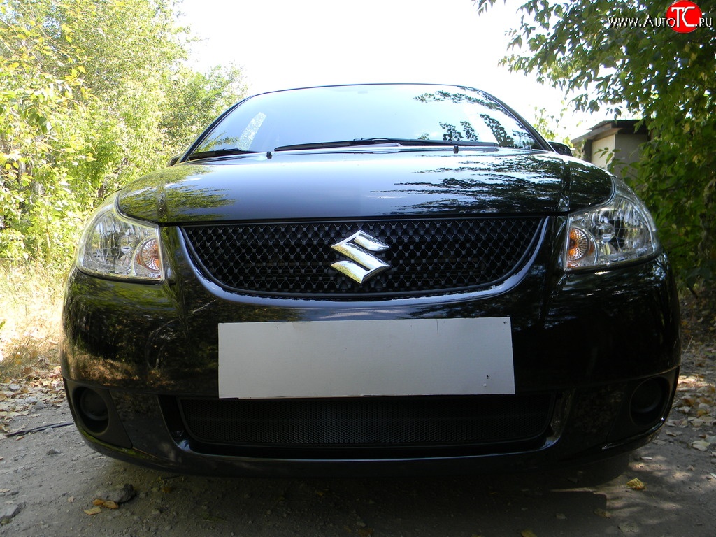 1 469 р. Сетка на бампер Russtal (черная) Suzuki SX4 GYA,GYB  рестайлинг, хэтчбэк (2010-2016)  с доставкой в г. Пермь