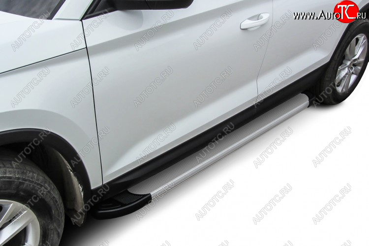16 999 р. Пороги алюминиевые Slitkoff  Toyota Hilux  AN120 (2017-2020) 1-ый рестайлинг (Optima Silver)  с доставкой в г. Пермь