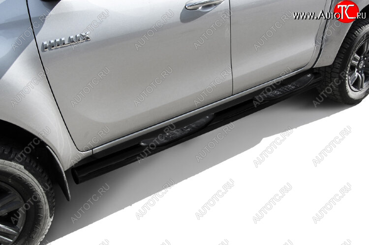 15 899 р. Защита порогов Slitkoff (Ø 76 мм, с проступями)  Toyota Hilux  AN120 (2017-2020) 1-ый рестайлинг (Сталь с полимерным покрытием. Цвет: черный)  с доставкой в г. Пермь