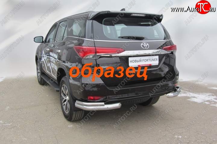 13 649 р. Уголки d76+d42 двойные  Toyota Fortuner  AN160 (2015-2020) дорестайлинг (Цвет: серебристый)  с доставкой в г. Пермь
