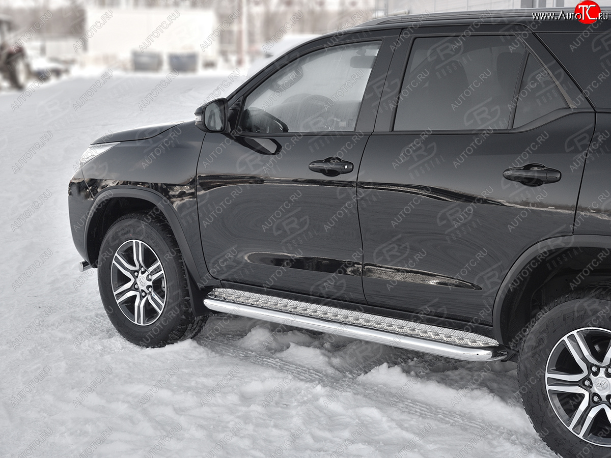 30 799 р. Порожки для ног SLITKOFF (Ø63 мм)  Toyota Fortuner  AN160 (2020-2025) рестайлинг (лист - алюминий, профиль - углеродистая сталь)  с доставкой в г. Пермь