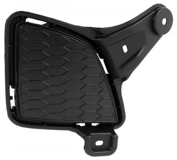 Заглушка противотуманной фары в бампер SAT Toyota Hiace  H200 (2010-2013) минивэн (Япония) 2-ой рестайлинг