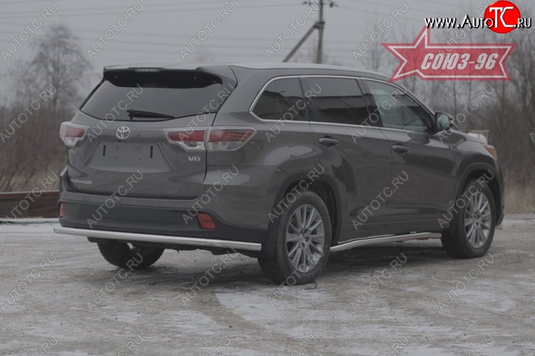 18 449 р. Защита заднего бампера Souz-96 (d60)  Toyota Highlander  XU50 (2013-2017) дорестайлинг  с доставкой в г. Пермь
